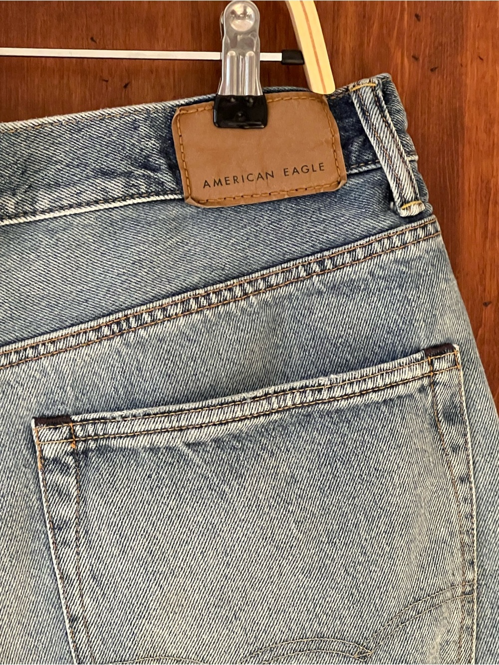 NWOT American Eagle Baggy Jort | Denim Light Faded Washed | Size 34 - Picture 4 of 13